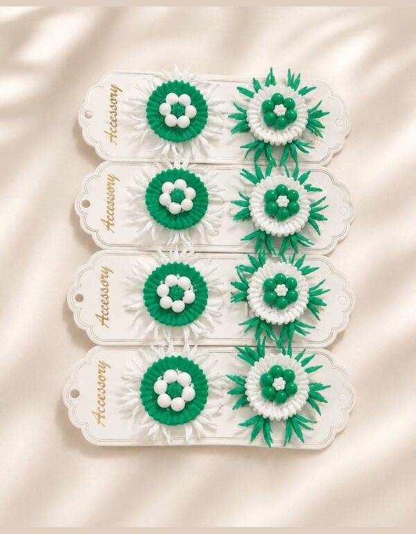 12 DIY Green & White Floral Hair Accessories